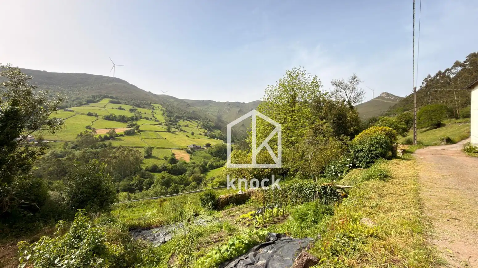 Casa o xalet en venda en Valdés - Luarca amb Calefacció i Jardí privat