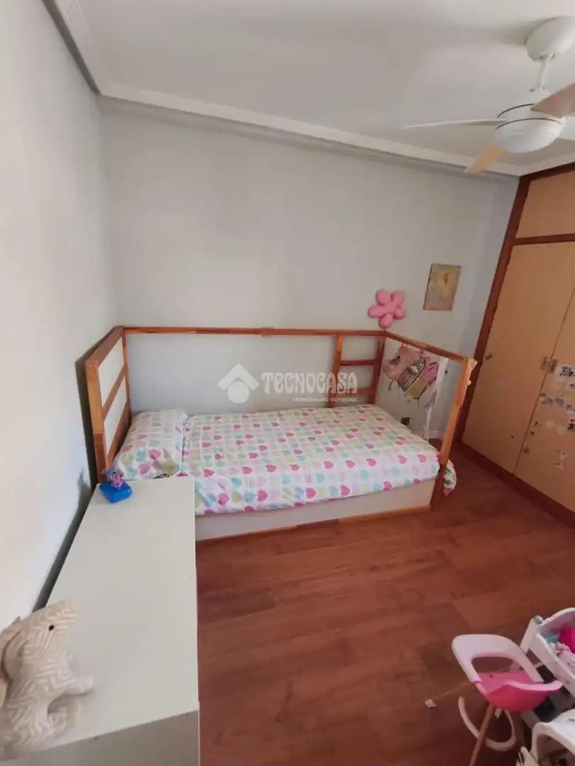 Habitación de Piso en venta en Huelva con Aire acondicionado y Balcón