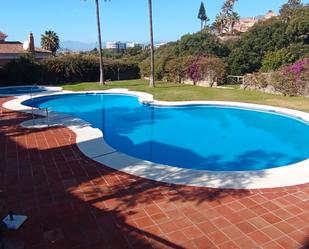 Swimming pool of House or chalet for sale in Marbella  with Air Conditioner, Private garden and Swimming Pool