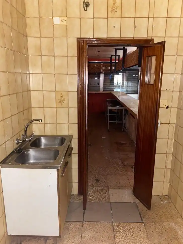 Küche von Geschaftsraum zum Verkauf in Valladolid