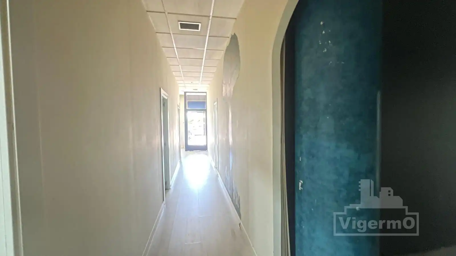 Commercial properties for sale in Población de Arroyo