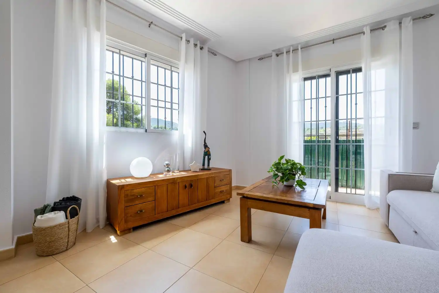 Sala de estar de Piso de alquiler en Murcia con Aire acondicionado, Calefacción y Trastero