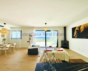 Sala d'estar de Casa o xalet en venda en Benalmádena amb Aire condicionat, Jardí privat i Terrassa