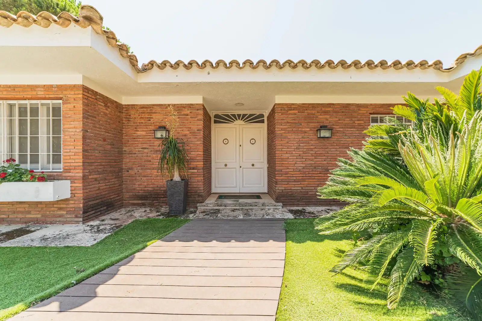 Vista exterior de Casa o chalet en venta en Sant Vicenç de Montalt con Aire acondicionado, Calefacción y Jardín privado