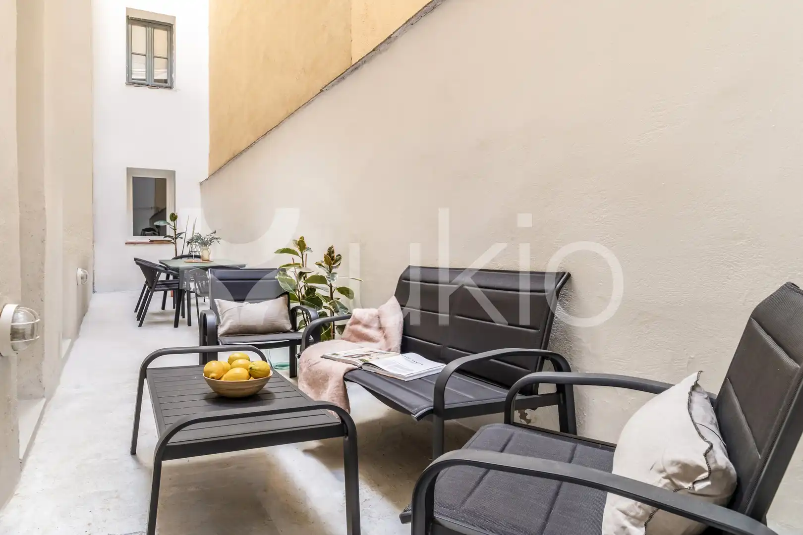 Terrassa de Apartament de lloguer en Madrid amb Aire condicionat, Calefacció i Moblat