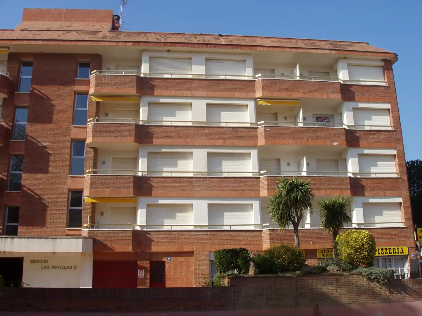 Vista exterior de Apartament en venda en Lloret de Mar amb Calefacció, Terrassa i Piscina comunitària