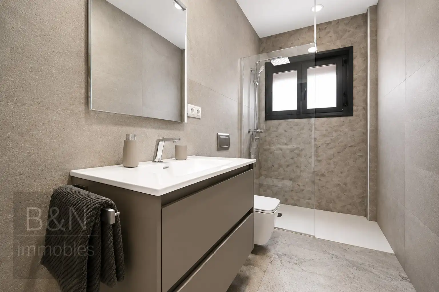 Baño de Casa o chalet en venta en Terrassa con Aire acondicionado, Calefacción y Jardín privado