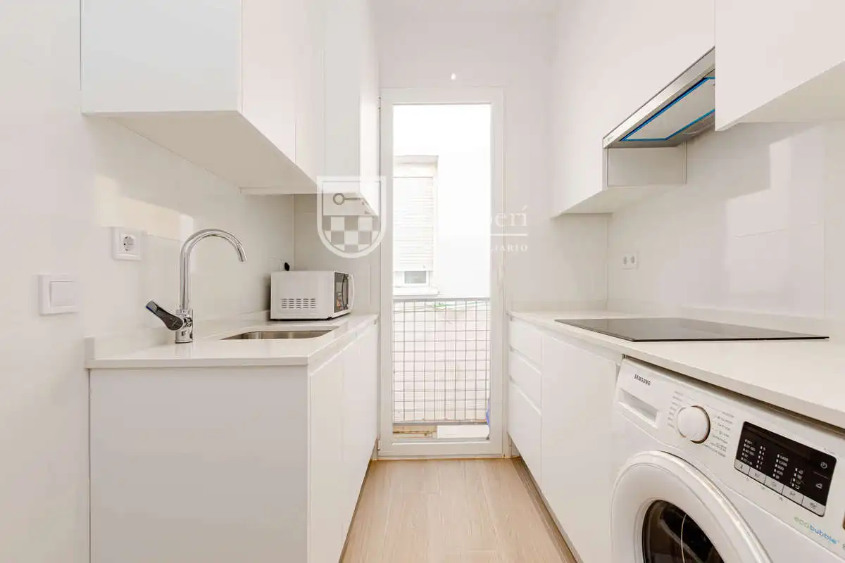 2 hab, 48m² en Almagro, Chamberí, Madrid - Image 3