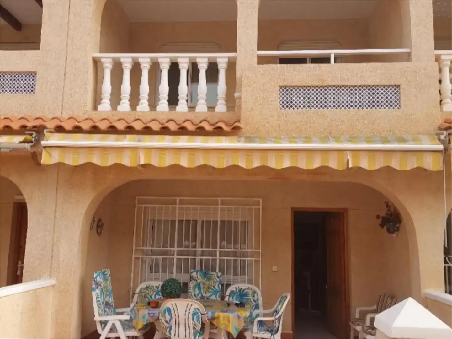 Terrassa de Casa o xalet en venda en La Manga del Mar Menor amb Piscina