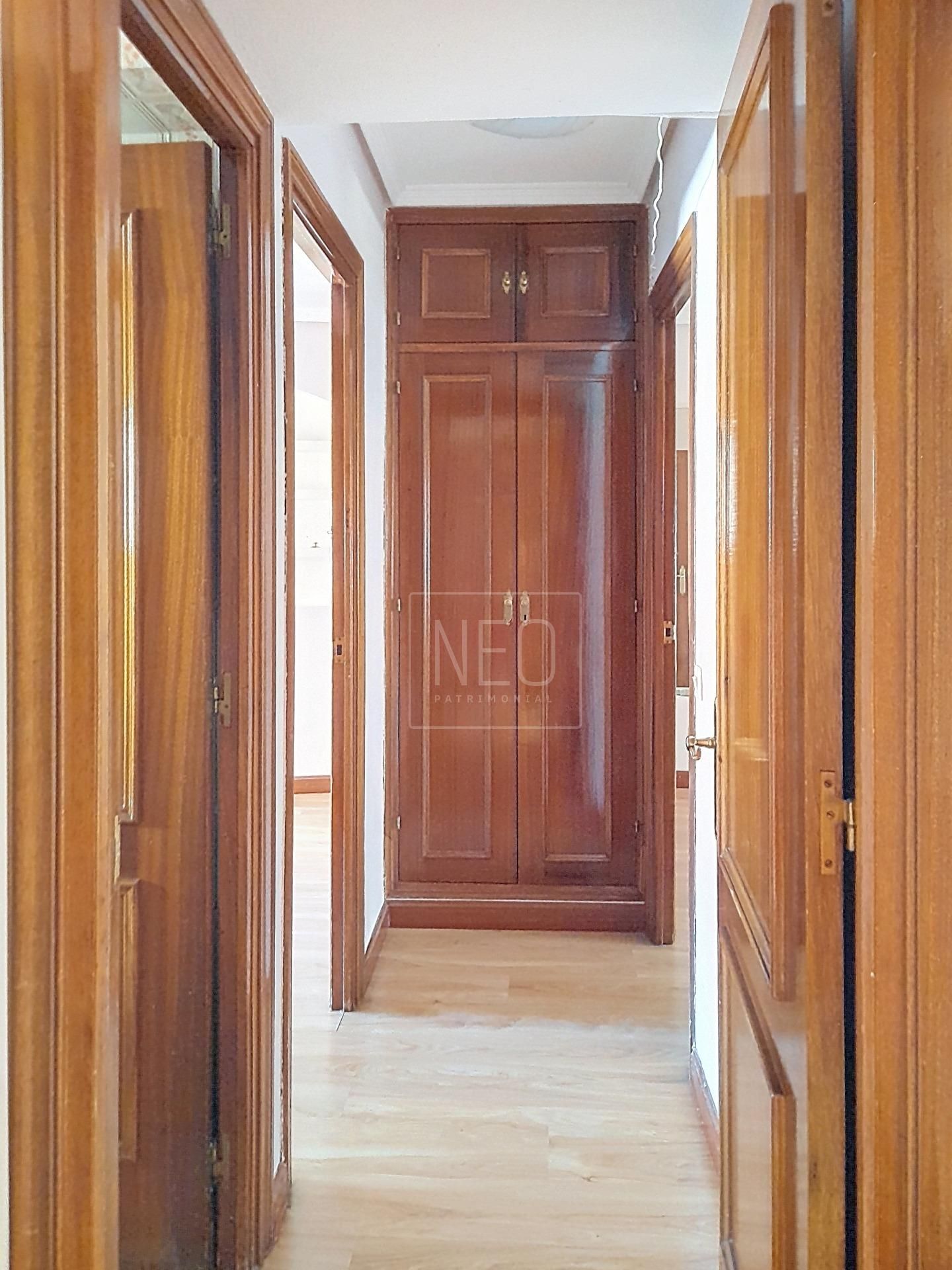 Flat for sale in  Madrid Capital  with Heating