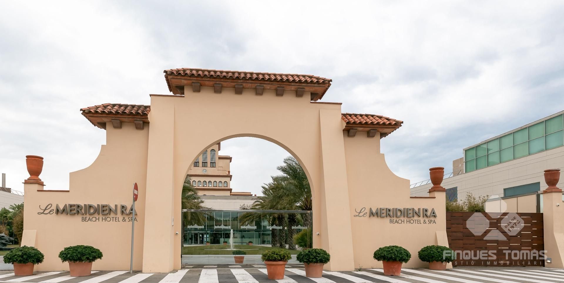 Vista exterior de Garatge en venda en El Vendrell