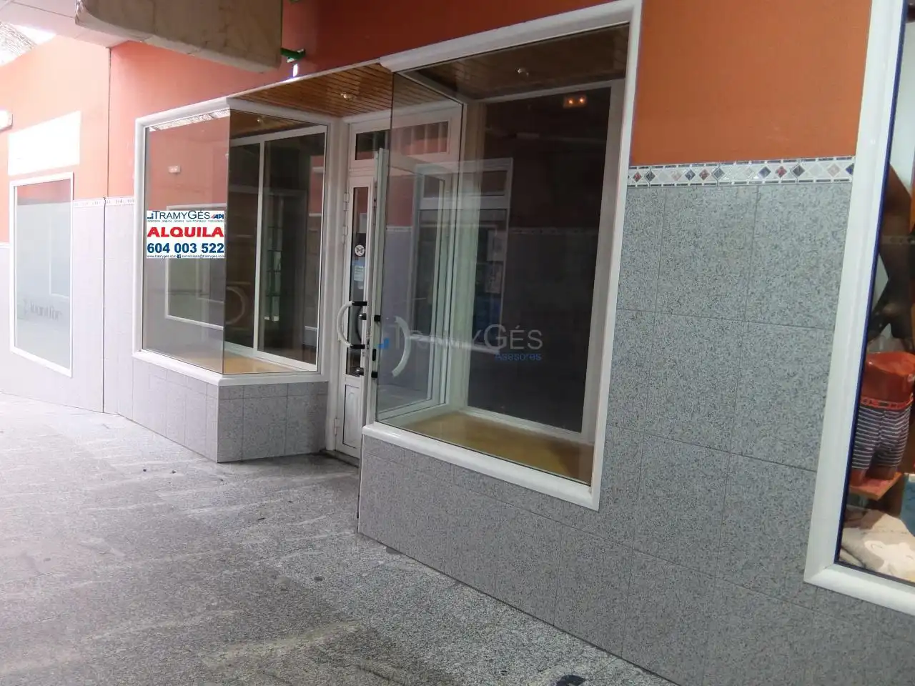 Local commercial à louer à AV GONDOMAR, imagen 2