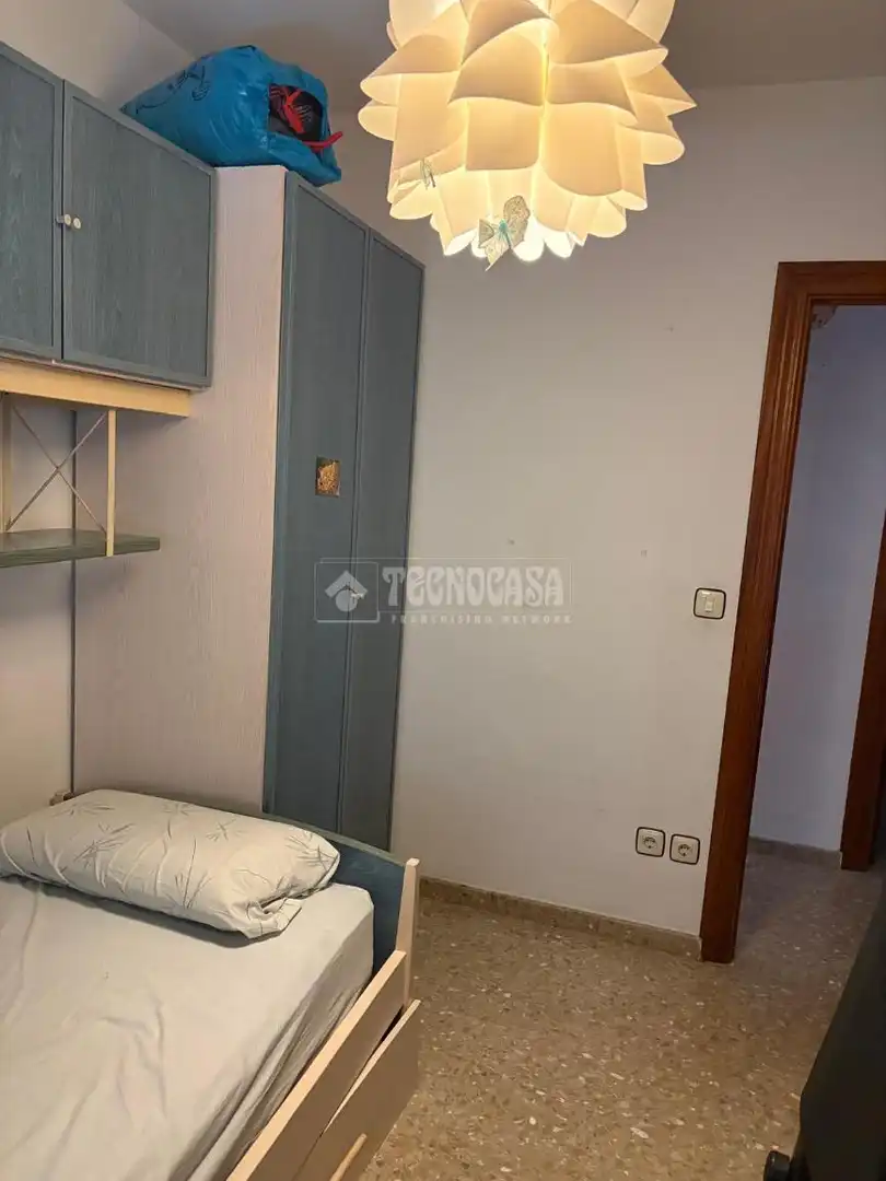 Bedroom of Flat for sale in Sevilla  with Terrace