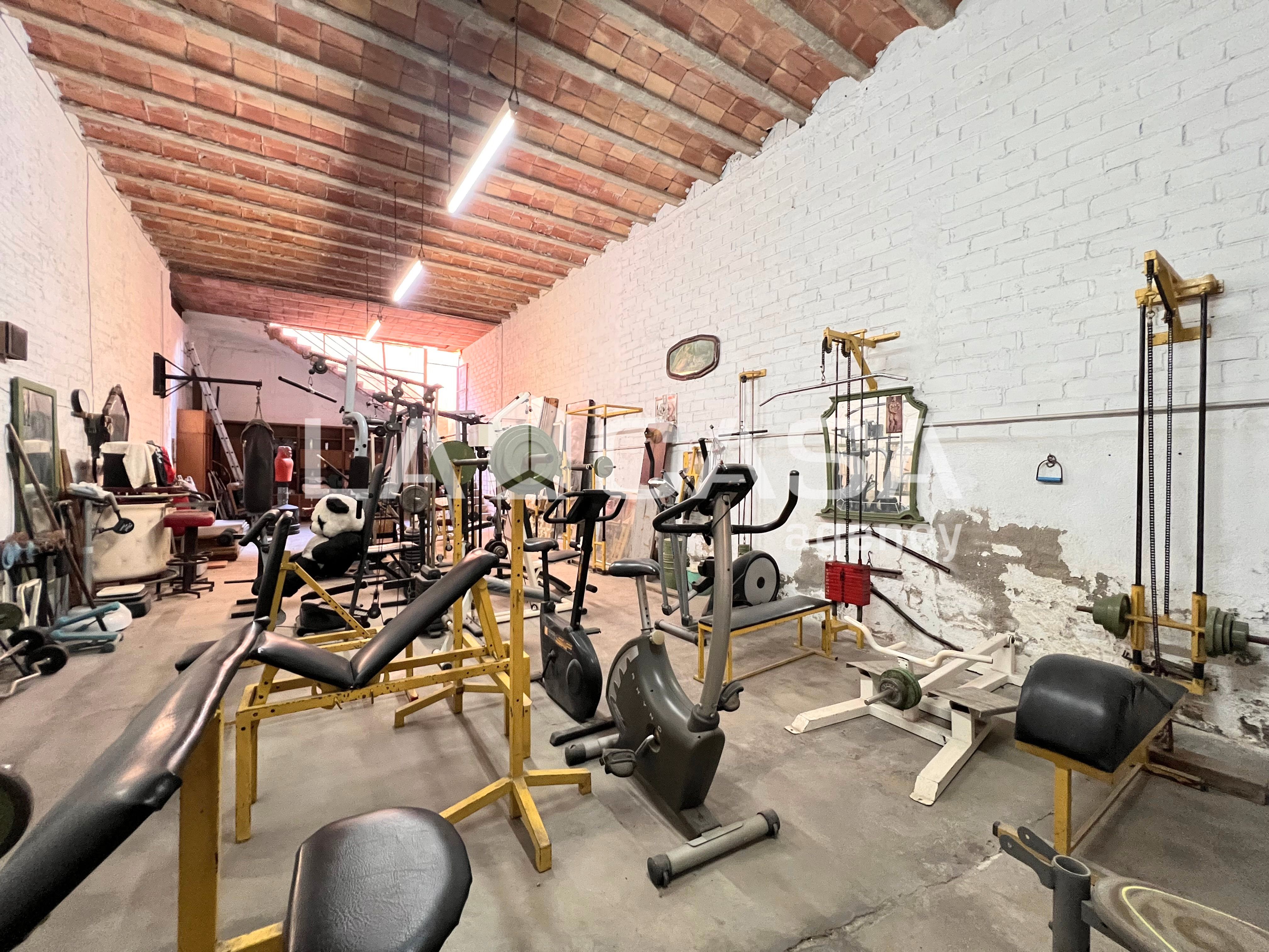 Planta baixa en venda en Badalona