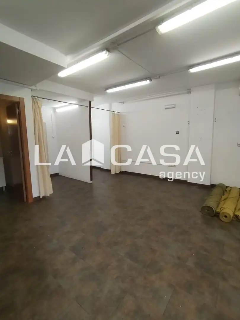 Local comercial en venda a Congost, imagen 6