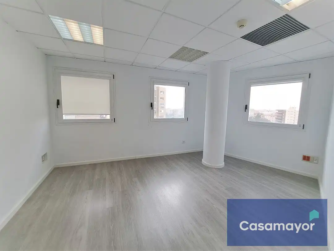 Büro mit Aufzug zur Miete in Avenida de la Estación 24, imagen 5
