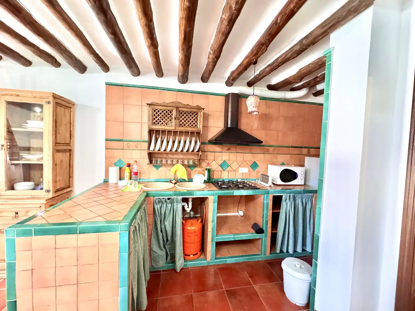 Kitchen of Buildings for sale in Juviles  with Alarm