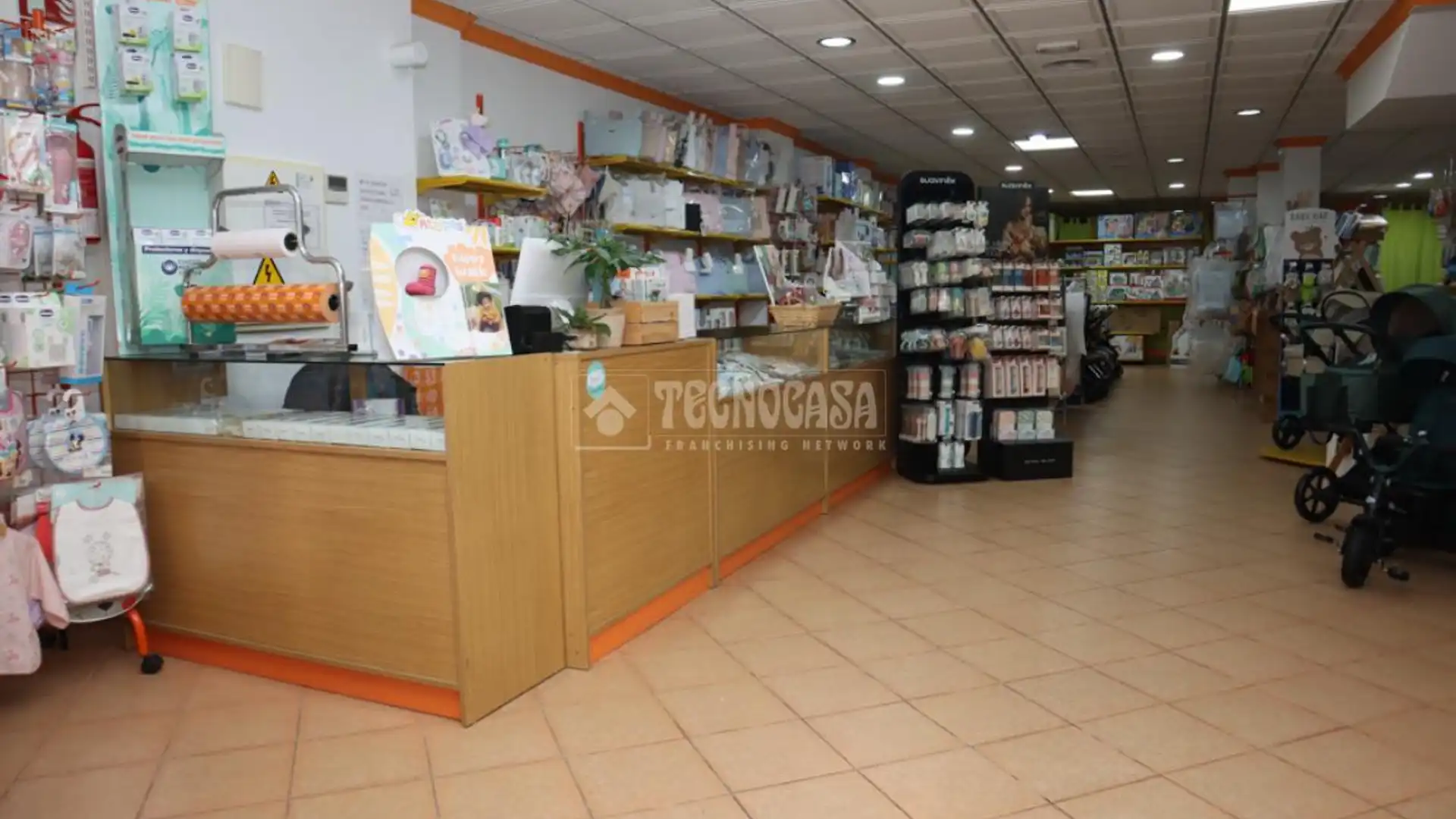 Local en venda en Garrucha amb Aire condicionat i Moblat