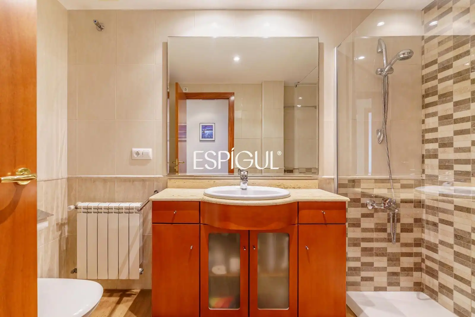Bathroom of Flat for sale in Caldes de Malavella  with Air Conditioner, Heating and Terrace