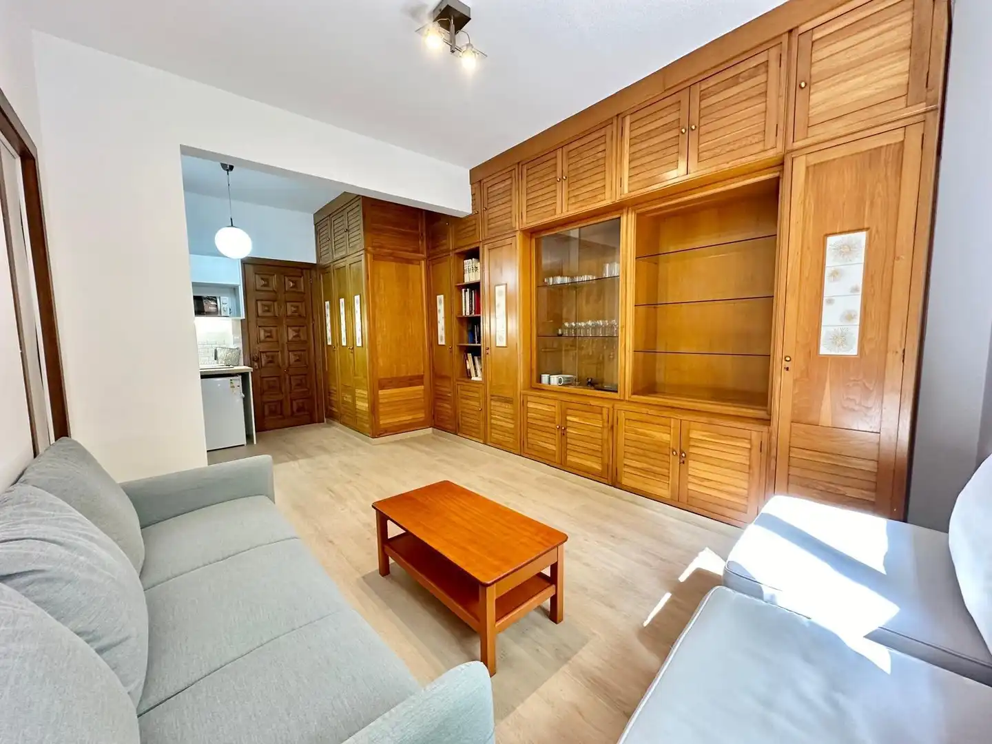 Wohnzimmer von Wohnung zur untervermieten in L'Hospitalet de Llobregat mit Klimaanlage, Heizung und Terrasse