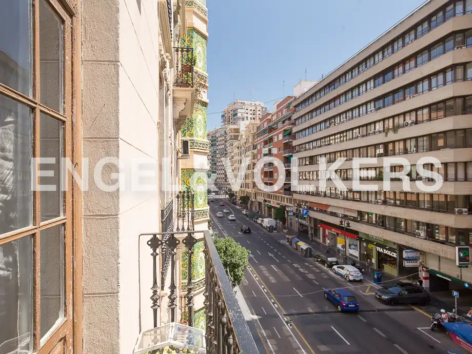Vista exterior de Pis de lloguer en Valencia amb Aire condicionat, Calefacció i Parquet