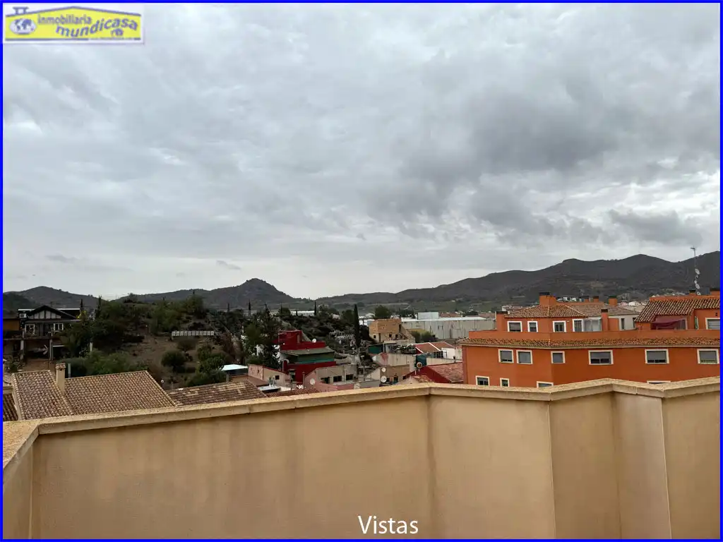 Vista exterior de Pis en venda en Murcia amb Traster i Moblat