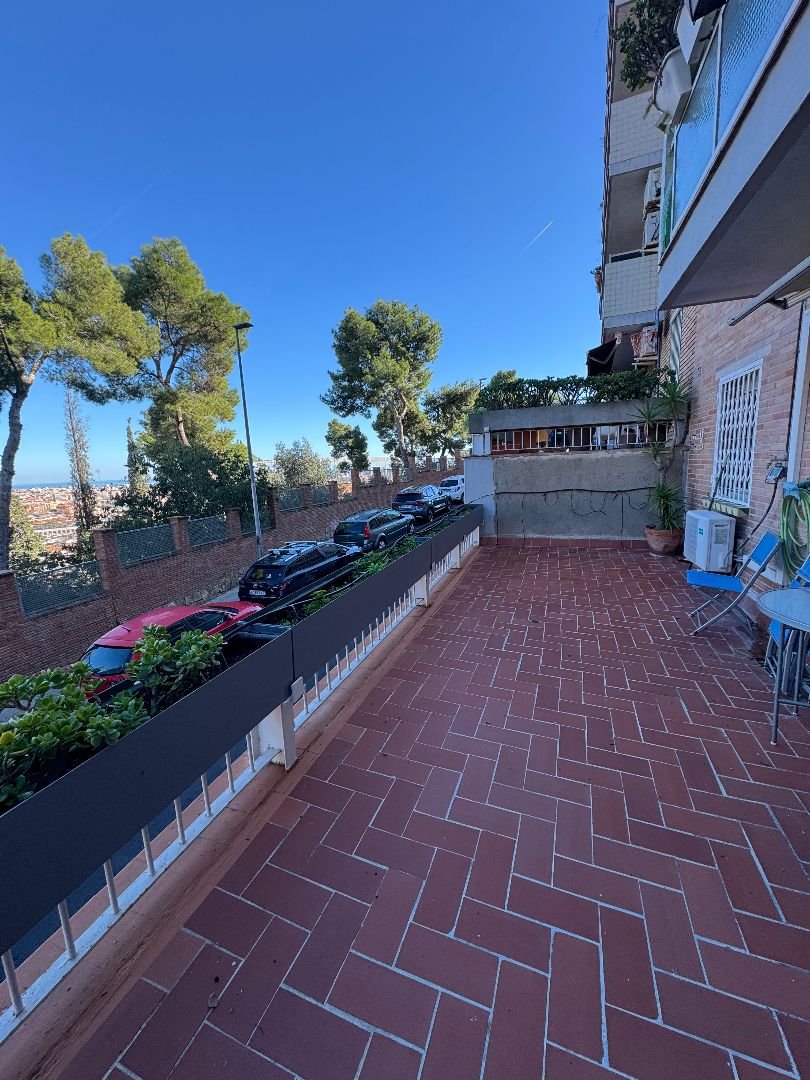 Terrassa de Pis en venda en  Barcelona Capital amb Aire condicionat, Calefacció i Moblat
