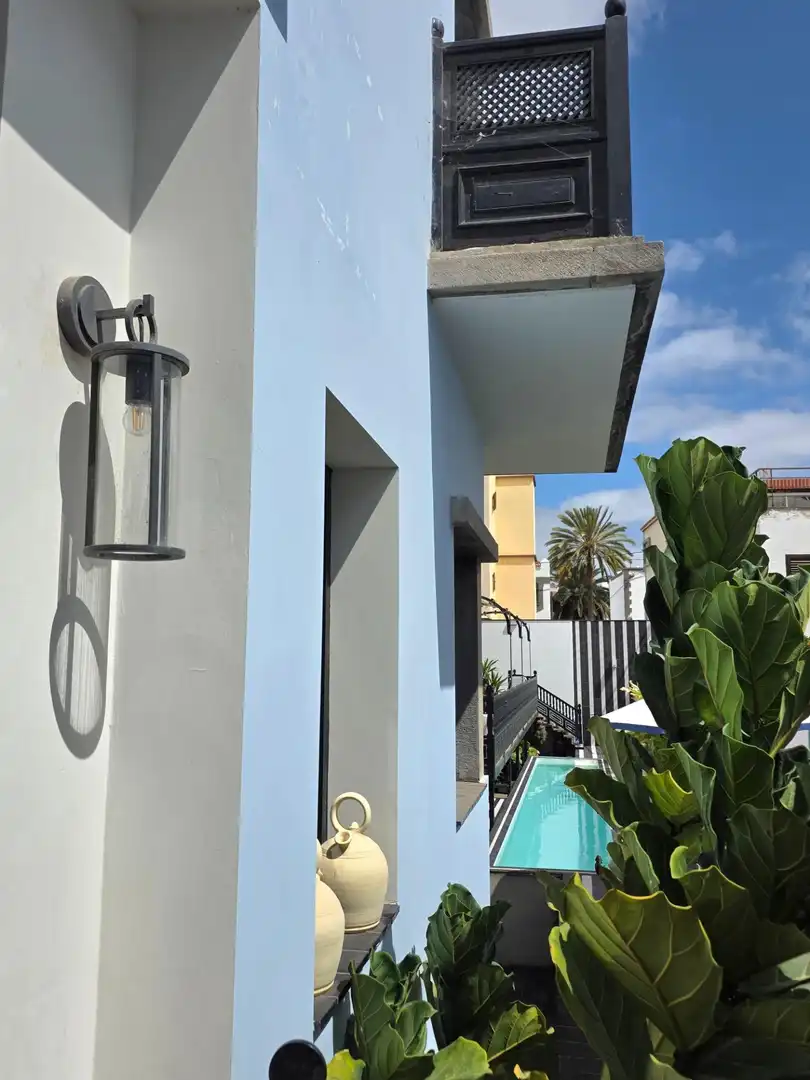 Vista exterior de Casa o chalet en venta en Las Palmas de Gran Canaria con Jardín privado, Terraza y Trastero