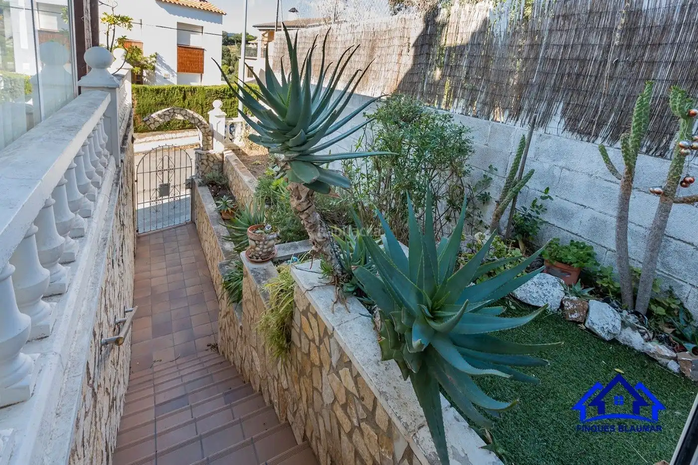 Terraza de Casa o chalet en venta en Arenys de Mar con Jardín privado, Trastero y Piscina