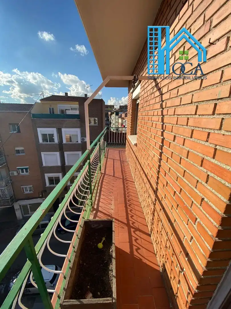 Flat for sale in Calle Mercedes Domingo, Opañel
