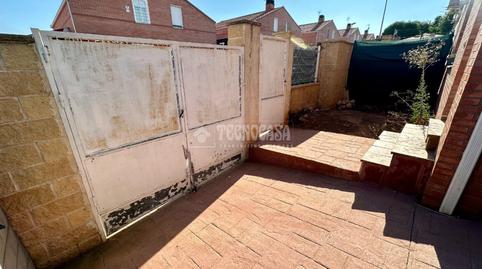 Foto 4 de Casa adosada en venda a Pioz, Guadalajara