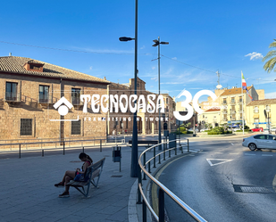 Vista exterior de Local de lloguer en Linares