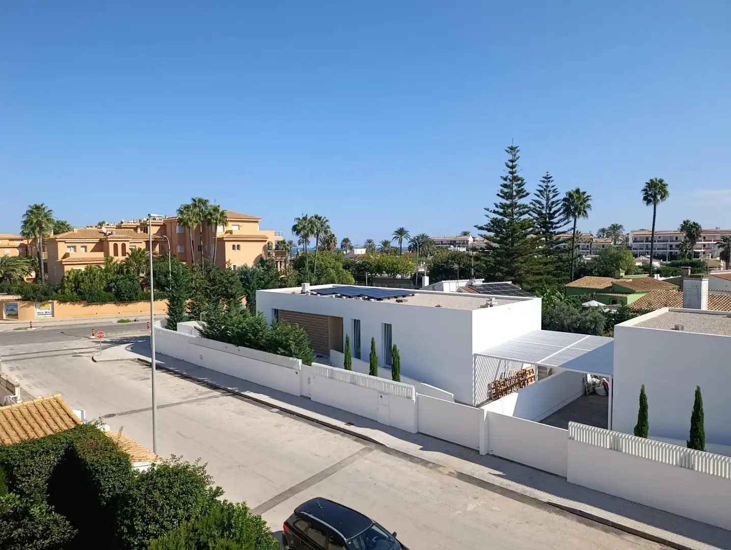 Vista exterior de Apartamento de alquiler en Dénia con Aire acondicionado, Calefacción y Jardín privado