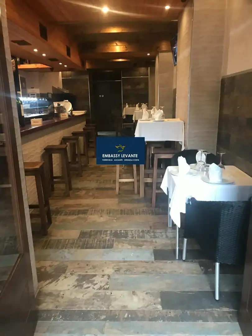 Business premises for sale in Calle APOLO, imagen 32