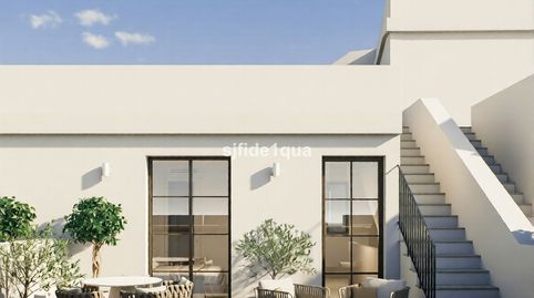 Foto 2 de Casa adosada en venta en Centro, Estepona