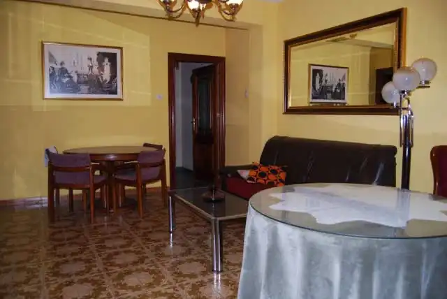 Piso con ascensor en venta en Ronda, imagen 2