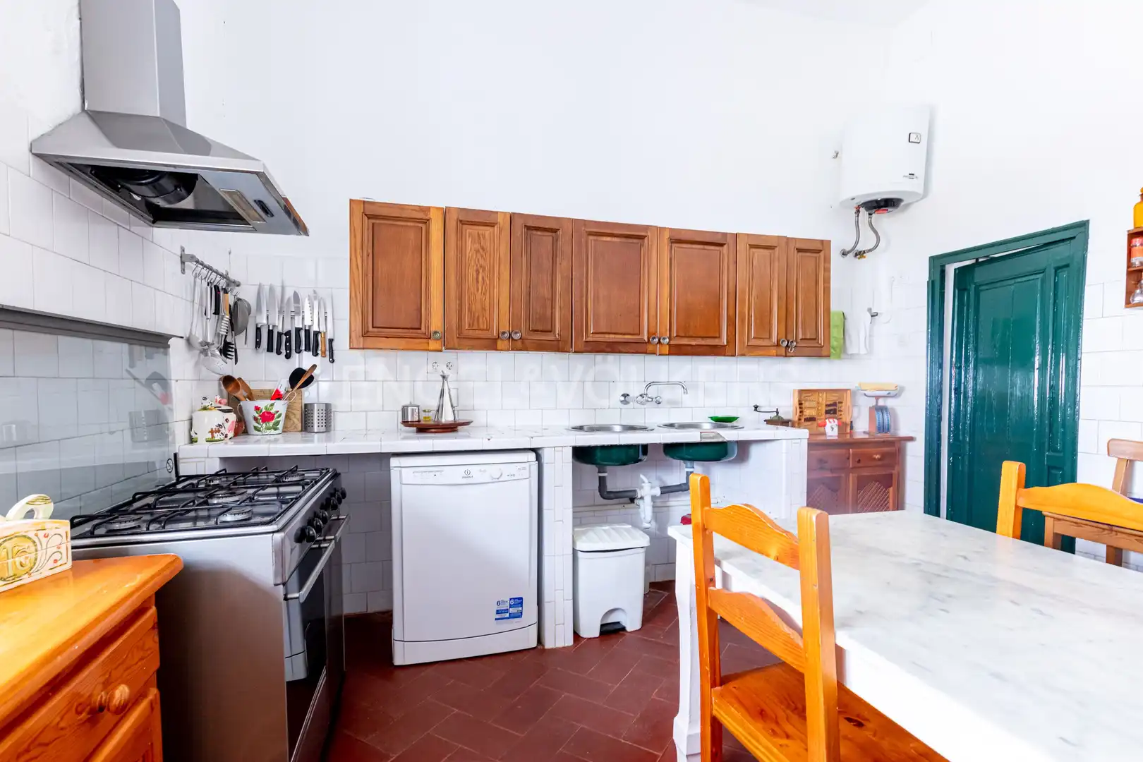 Cocina de Casa o chalet en venta en La Puebla de Cazalla con Calefacción, Jardín privado y Terraza