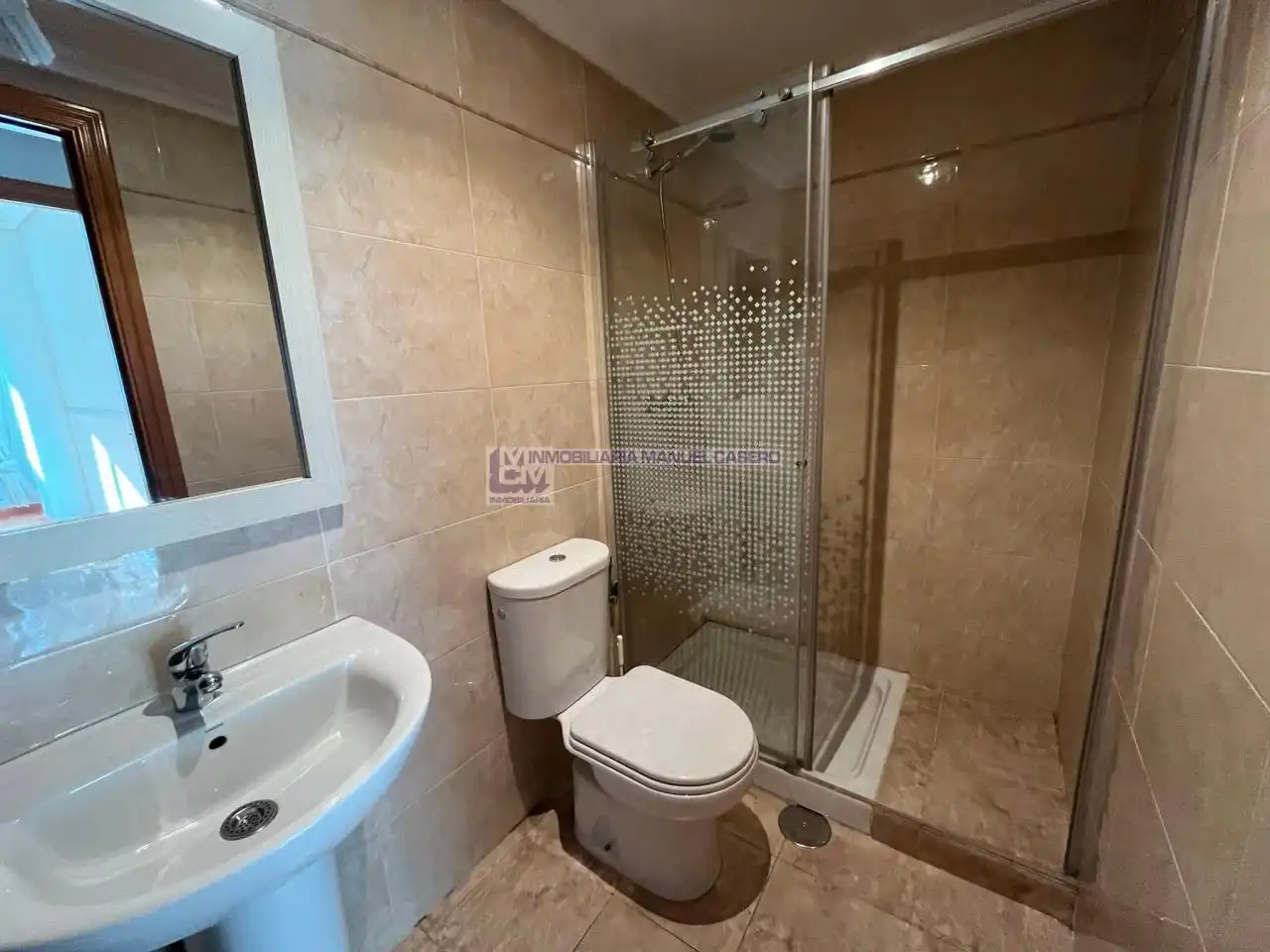 Baño de Piso en venta en Cáceres con Calefacción, Terraza y Trastero