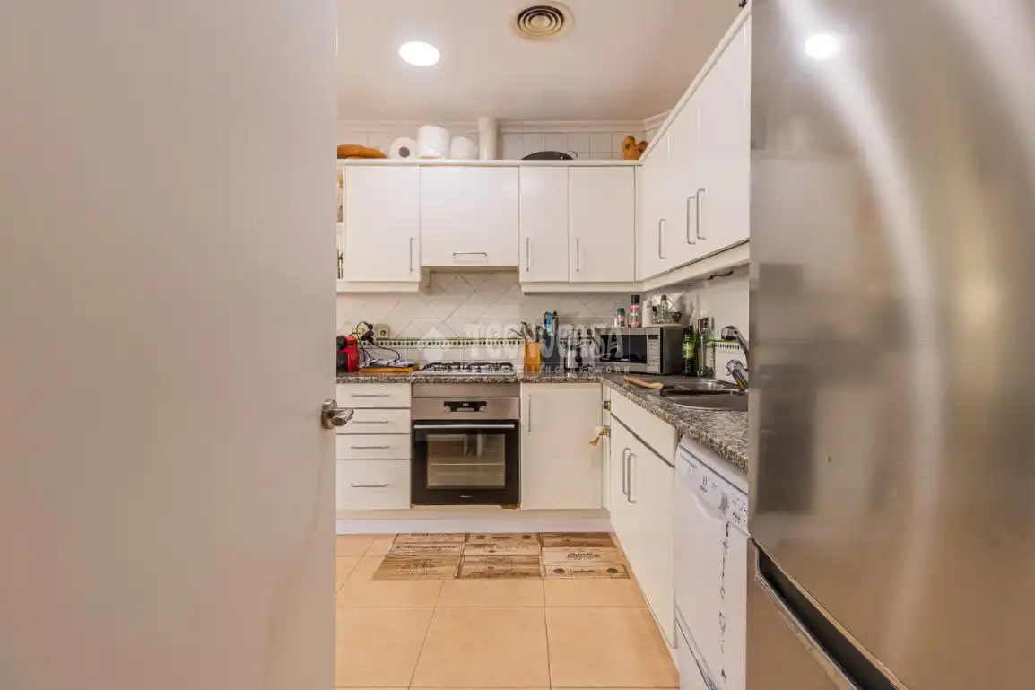 Cocina de Casa o chalet en venta en Sant Cugat del Vallès con Aire acondicionado, Calefacción y Trastero