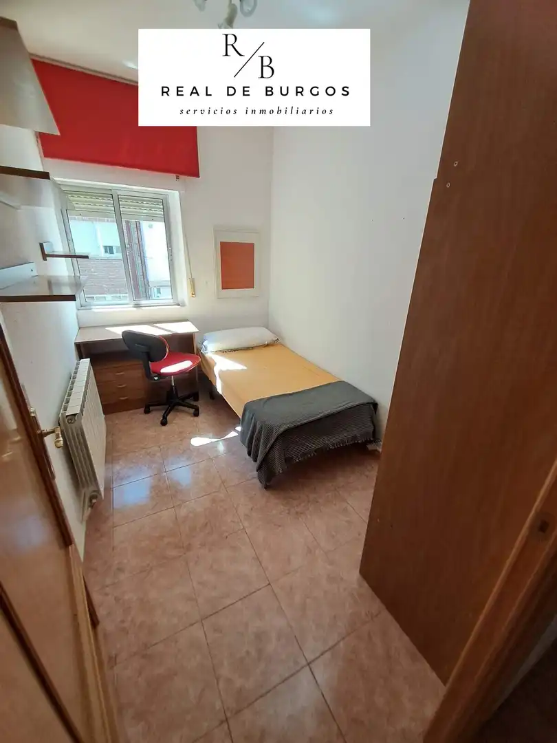Habitación de Piso de alquiler en Valladolid con Calefacción, Terraza y Amueblado