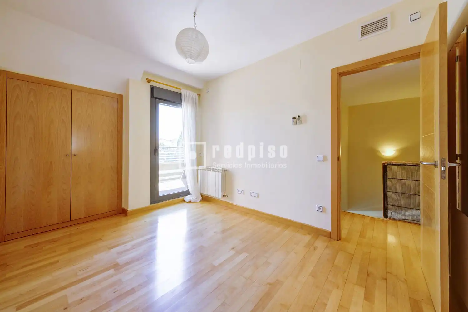 Bedroom of Duplexes for sale in Pozuelo de Alarcón  with Air Conditioner, Heating and Private garden