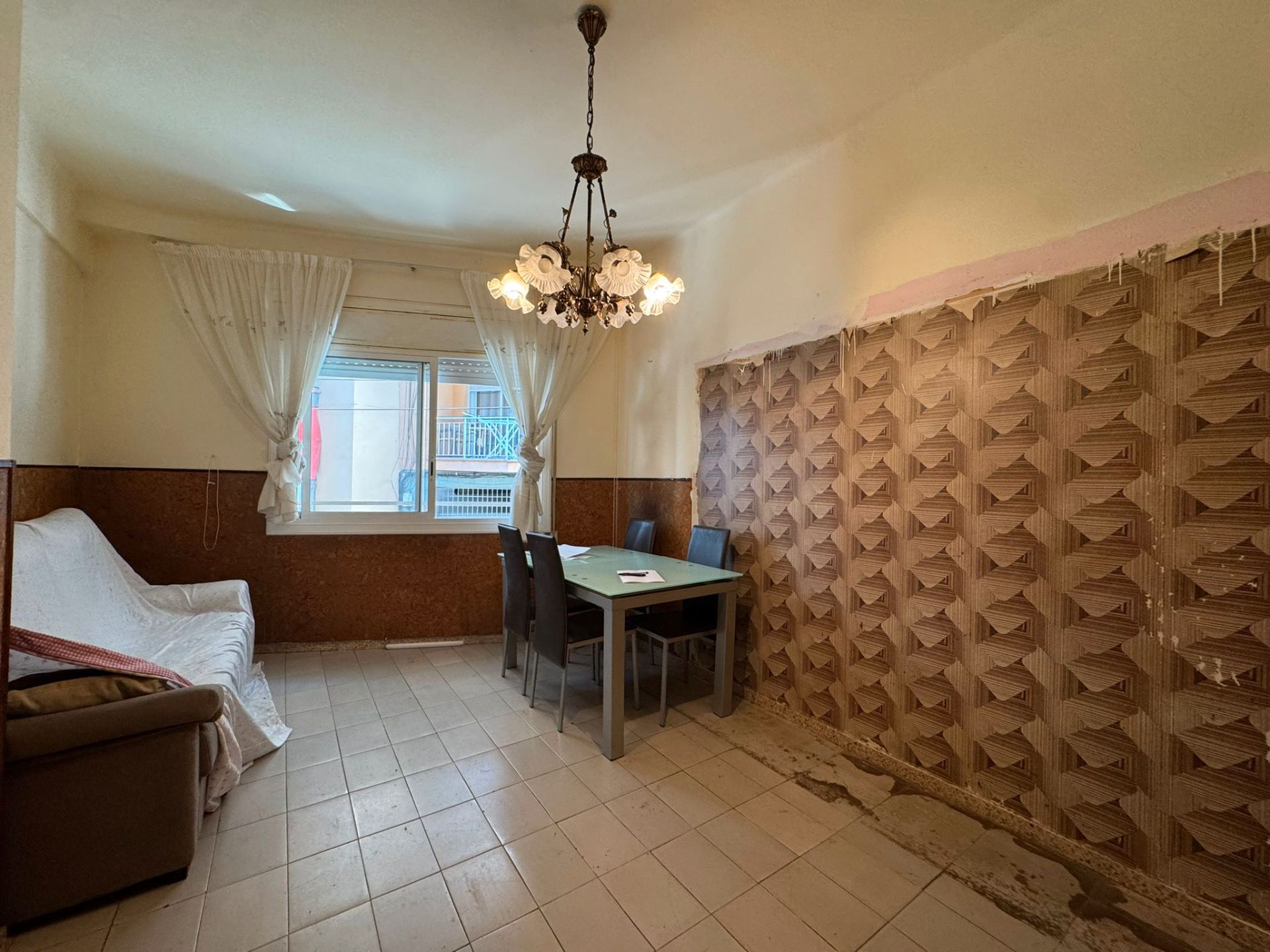 Comedor de Piso en venta en Castelldefels con Amueblado
