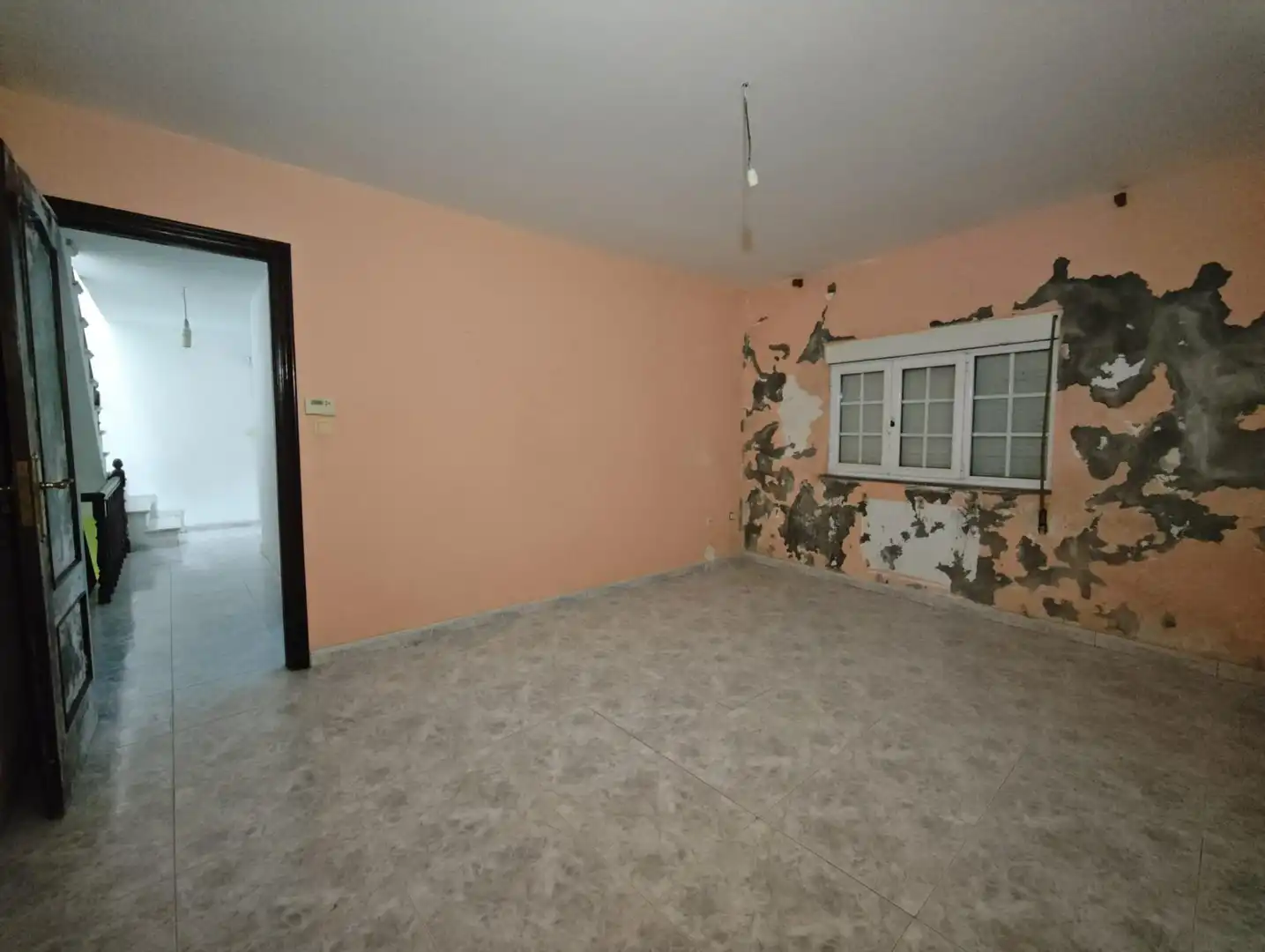 Casa adosada en venda en Lousame