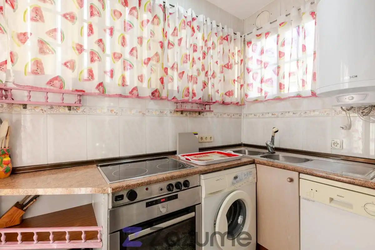Kitchen of Flat for rent in Carabanchel