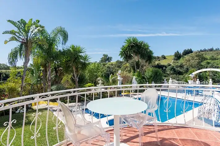 Detached house with terrace for sale in Altos de Estepona, imagen 13