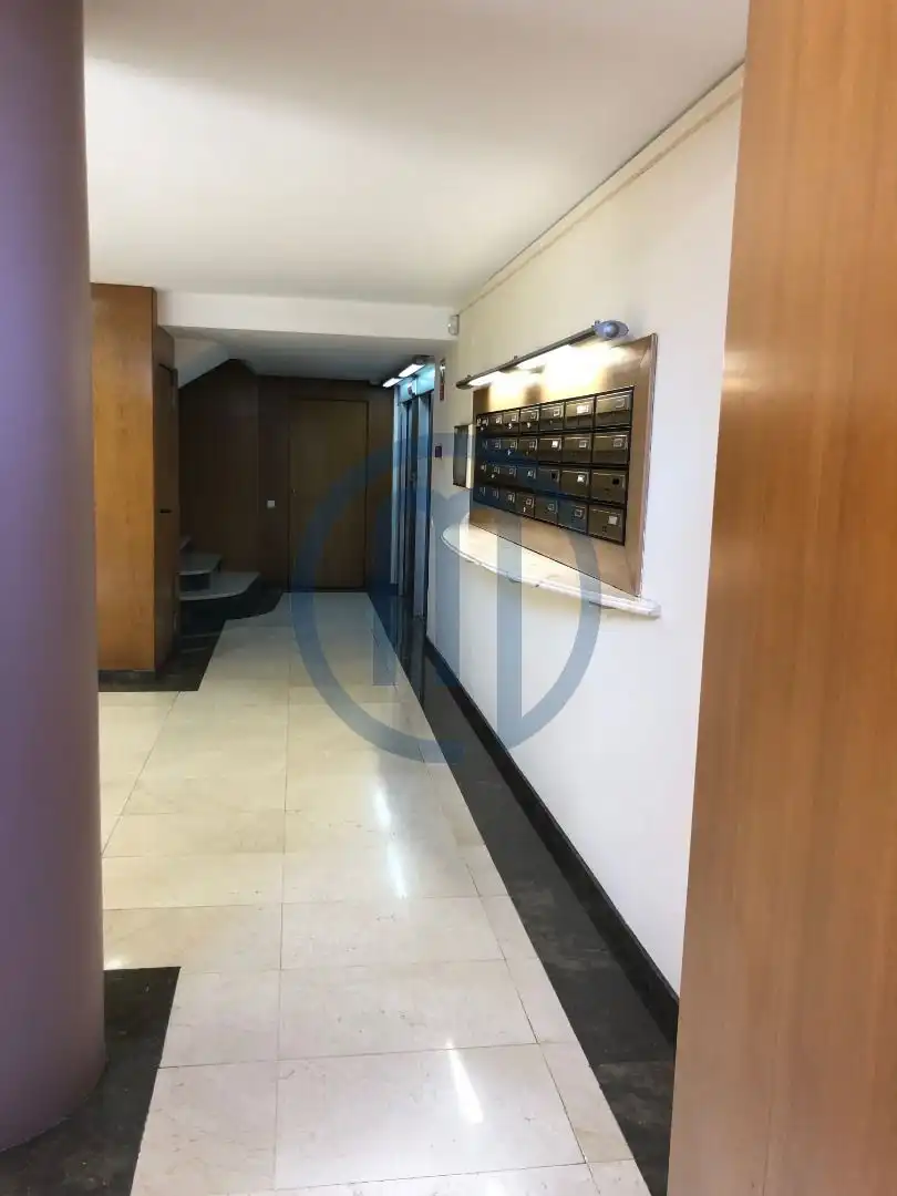 Local comercial de lloguer a Sant Esteve, imagen 8