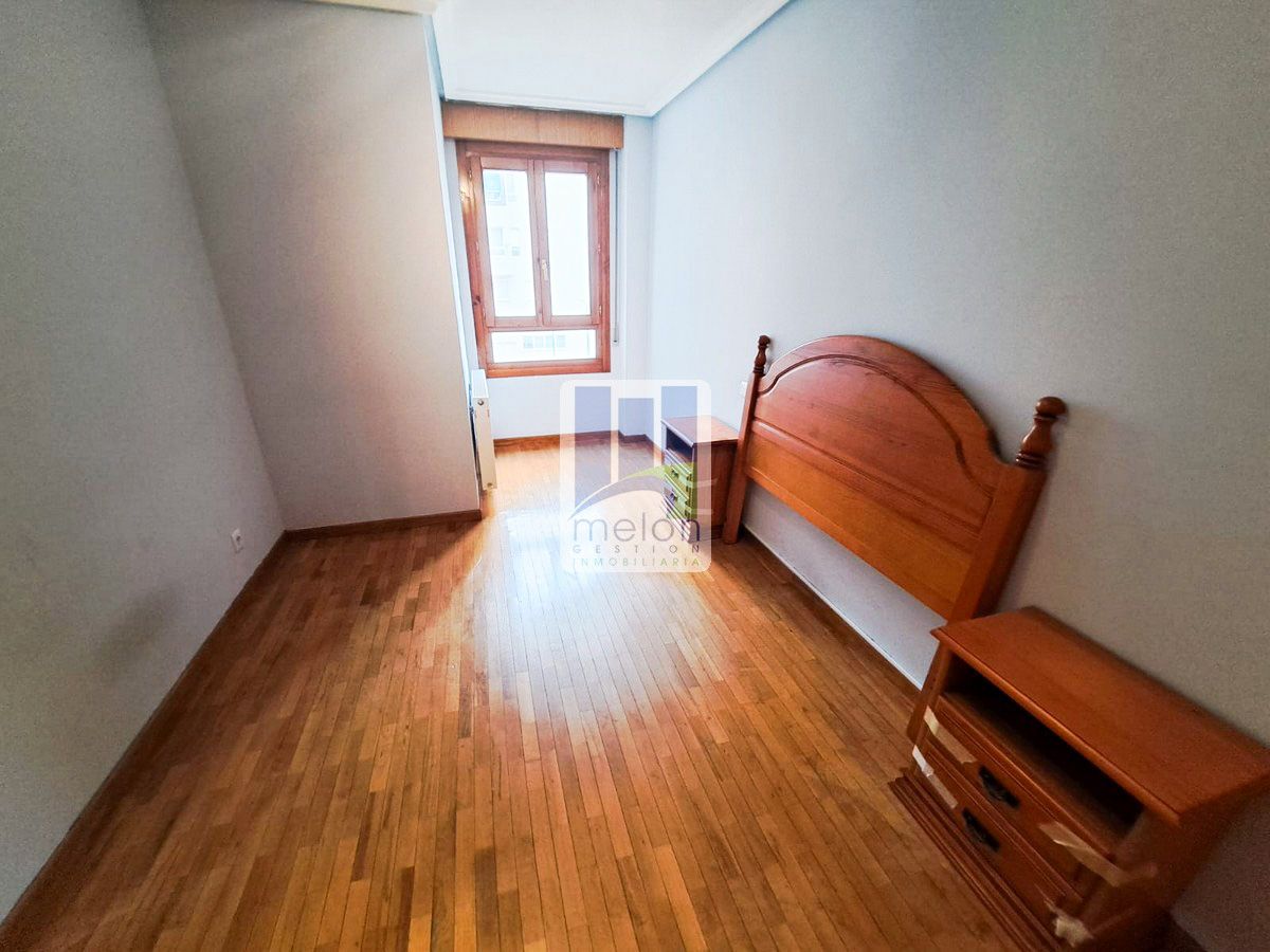 Habitación de Piso en venta en Burgos Capital con Trastero