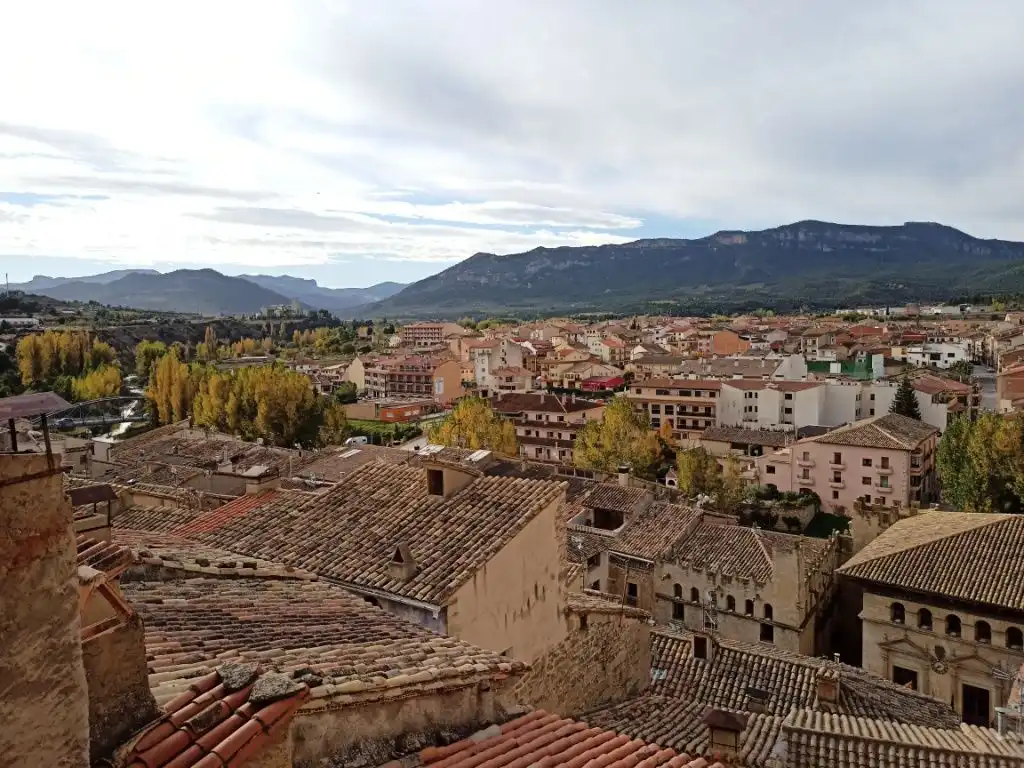 Vista exterior de Finca rústica en venta en Valderrobres con Terraza y Balcón