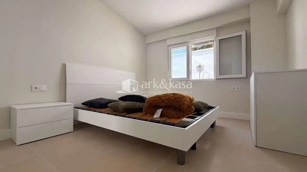 Dormitori de Casa o xalet de lloguer en Sagunto / Sagunt amb Aire condicionat, Jardí privat i Terrassa