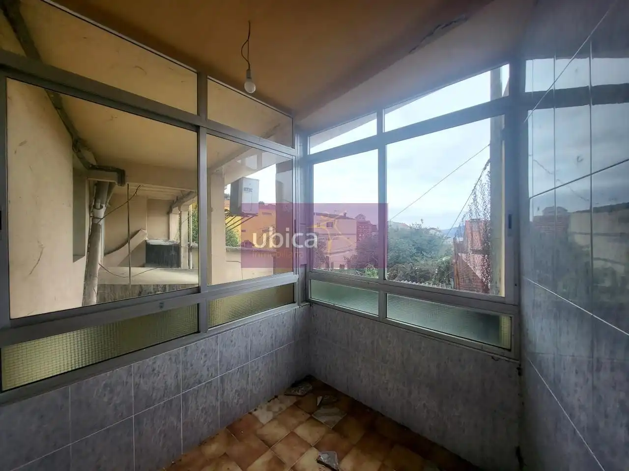 Dormitori de Casa o xalet en venda en Redondela amb Calefacció, Jardí privat i Terrassa